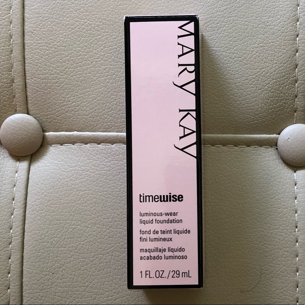 Mary Kay Timewise luminous wear liquid foundation